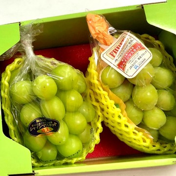 RealShop 日本麝香葡萄+岡山晴王麝香葡萄 約1.1kgx1盒(共2房入葡萄禮盒)
