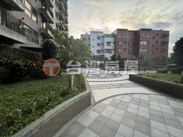 學學2房車｜桃園市楊梅區新農街