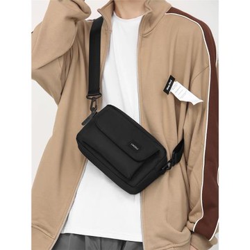 斜挎包男士單肩包2023新款包包帆布小背包挎包休閑男款男包小方包