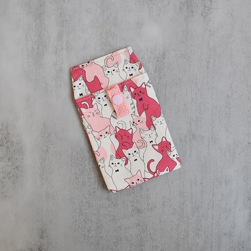 口袋型醫師袍筆袋_貓咪排坐