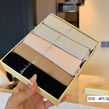 附發票~台灣現貨【940】5件組 細閃星空奶皮褲 無痕 透氣 女中腰內褲