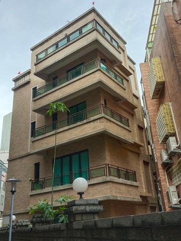 湳雅舊社國小 土地83坪10年屋百坪電梯別墅｜新竹市北區武陵路