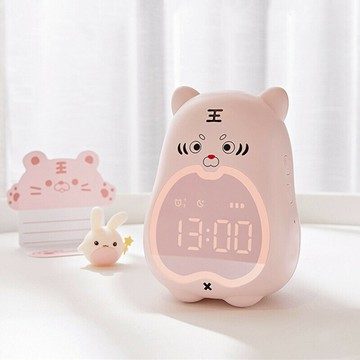 ??可開發票??免運 皮皮虎鬧鐘USB倒計時LED智能小程序時鐘兒童可愛小老虎貪睡電子鐘