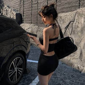 ᴅᴏɴᴛ sʟᴇᴇᴘ🧚🏻‍♀️現貨 帶胸墊🏷歐美大牌掛脖綁帶美背小可愛+翻領短裙套裝 內有安全褲 不走光 莫代爾棉