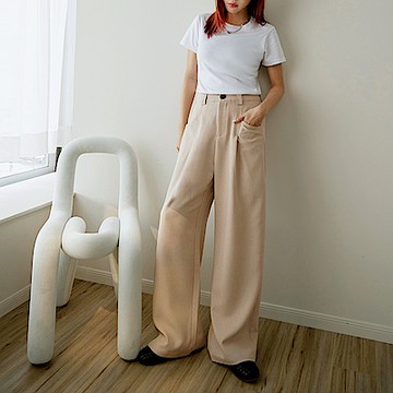 素色打摺口袋落地寬褲-OB大尺碼