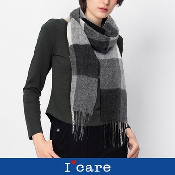 現貨【I care 依卡】灰色大方格流蘇圍巾（F）｜格紋圍巾 披肩 披巾 大圍巾