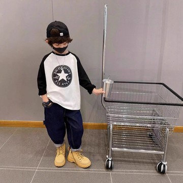 兒童新款棉質長袖T恤男童春秋韓版五角星時髦打底衫寶寶上衣