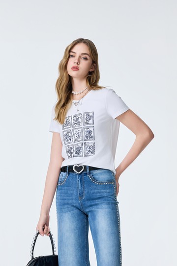 花朵郵票造型T恤上衣