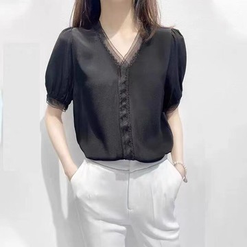 V領雪紡襯衫女夏裝新款簡約黑色蕾絲拼接設計感大碼短袖上衣
