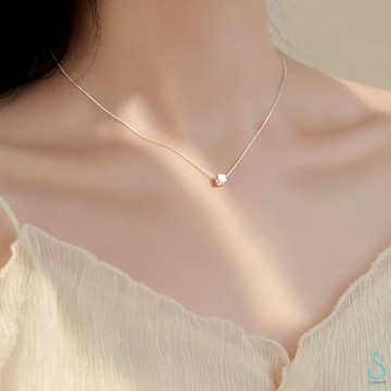 SUMMER 銀飾💫［S925純銀］簡約百搭 拉絲小方塊項鍊 鎖骨項鍊 純銀飾品