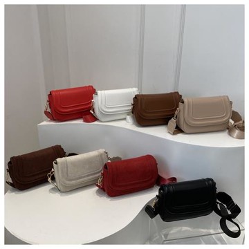 2025新款棕色高級感肩帶單肩斜挎包女包休閑馬鞍包通勤腋下包包