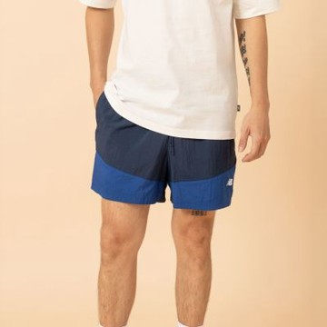 【New Balance】5吋休閒運動短褲_男性_藍色_MB6176MRNNY