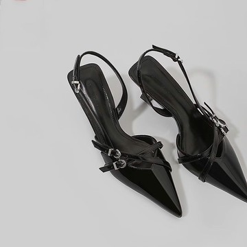 臺灣出貨 鉚釘時尚尖頭后空細跟單鞋女夏尖頭高跟鞋漆皮包頭一字帶涼鞋2025