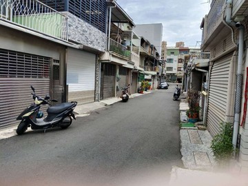 永康勝利街傳統車庫透天｜台南市永康區勝利街