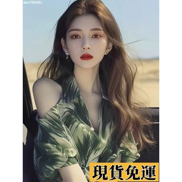 台灣限時熱賣 夏季女裝 韓系 綠色短袖襯衫女 夏季 爆款 碎花雪紡衫 高級感 露肩 設計感上衣