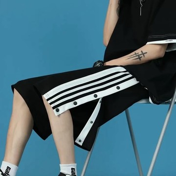 ✨臺灣出貨&潮流百搭🌟夏季美式排扣短褲男寬鬆直筒運動五分褲潮流休閒沙灘大碼籃球中褲