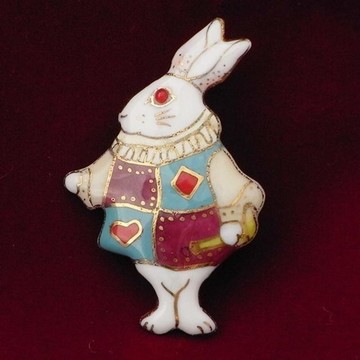 愛麗絲夢遊仙境 兔子七寶燒胸針