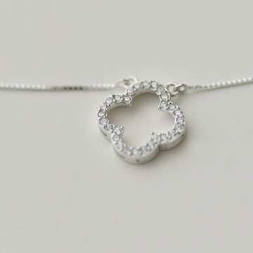 925純銀項鍊 鑲鑽吊墜-經典大方四葉草造型母親節情人節生日禮物女飾品73gj96【獨家進口】【米蘭精品】