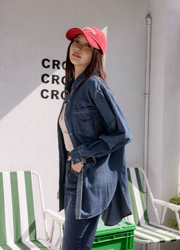 小刺繡字母牛仔襯衫