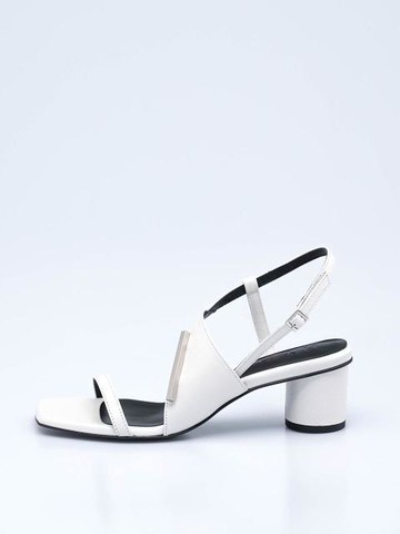 Bermuda Sandal - Cream white