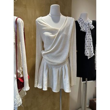 十三行2025年秋季新款韓版修身不規則側扭通勤顯瘦百搭套頭針織衫