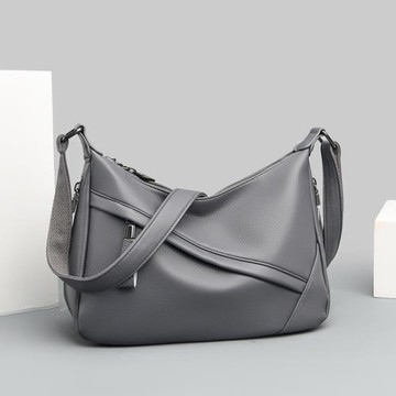 潮牌韓版中年媽媽包婆婆包真皮斜挎包包女包包軟皮大容量單肩包