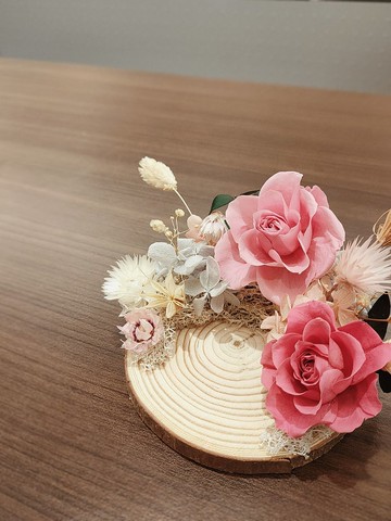 Sheer Whisper絮語藏花_原木永生花 / 乾燥花香氛蠟燭台 / 名片座