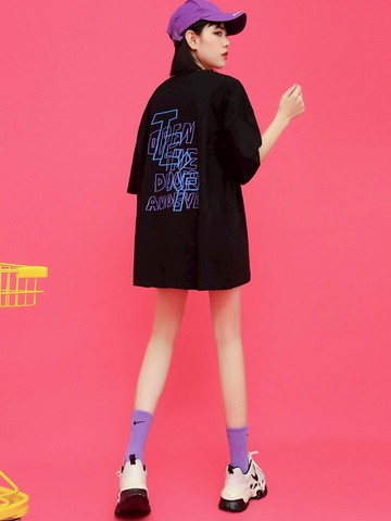 設計感小眾t恤女夏季短袖百搭黑色ins潮2022新款情侶半袖體恤上衣