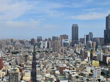 民生一號院高樓二房平車｜高雄市新興區民生一路