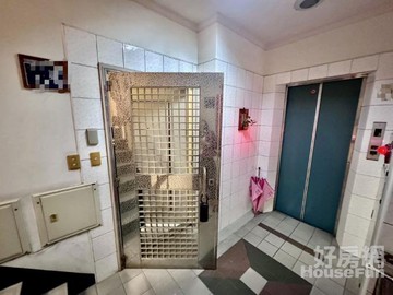 三民區建工商圈國揚大學溫馨四房平車｜高雄市三民區寶興路