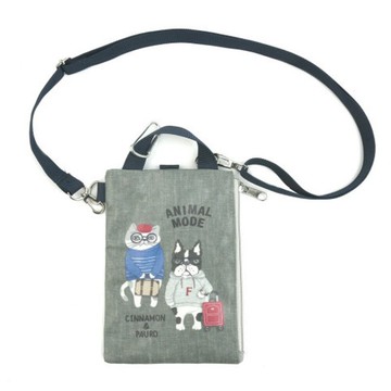 Kusuguru Japan 手機包 可觸控手機斜背包 手拿包證件袋 -綠色