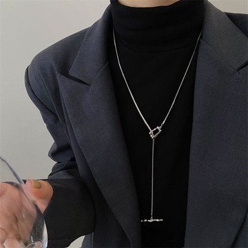 免運🔥四芒星鋯石十字流蘇項鍊女小衆設計感氣質衛衣鏈辣妹甜酷風毛衣鏈防過敏 項鏈 項錬女 生日禮物 飾品 銀飾 簡約