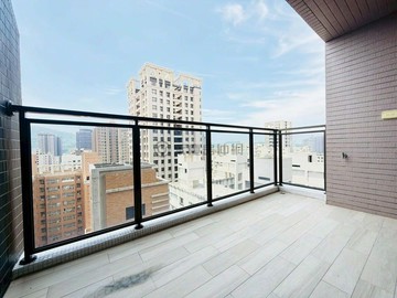 美術館近青海商圈|耘翠質感社區採光三房雙平車｜高雄市鼓山區美術東四路