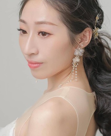 蕊蕊 | 耳鈎 | 婚禮水晶花飾品