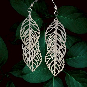 【摩達客】精緻三層縷空銀葉垂墜耳飾耳針耳環