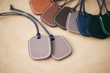 偶物 /// ISEO 二合一磁扣訂製皮套 大樓門禁 磁扣套