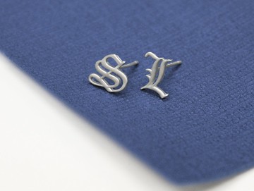 Edith & Jaz • 925純銀字母耳環