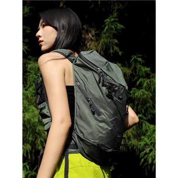 戶外騎行跑步運動雙肩包輕量化登山包徒步旅行背包防潑水15L