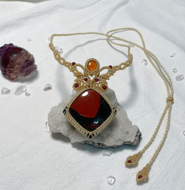 蠟線編織/龍血石/榴編石項鍊