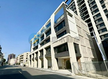 新五甲｜鳳山咫尺｜小港星巴克｜全新電梯雙車墅｜高雄市小港區金城路