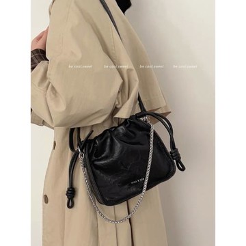 百搭ins復古包包女2025新款潮單肩腋下包小眾質感時尚斜挎水桶包