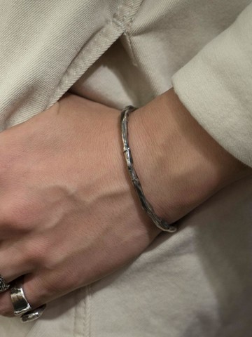 Silver Bangle Bracelet (HR 238B)