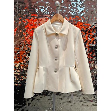 25春款新品翻領單排扣衣擺兩側壓褶長袖絲毛外套中式復古款短外套