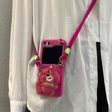 適用三星galaxyzflip7手機殼ins毛絨立體卡通草莓熊zflip6防摔zflip3/4三星折疊斜挎手提zflip5保護套w24flip