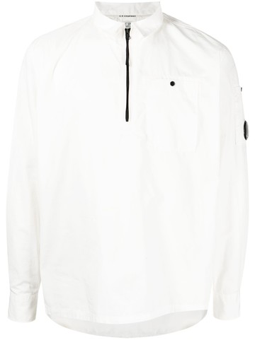 C.P. Company - logo-plaque half zip-fastening shirt - men - Cotton - L - White