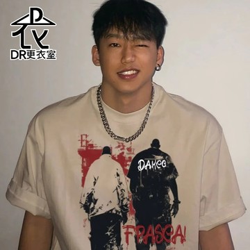 DR更衣室-T恤 美式復古潮牌短袖 寬鬆設計感 男生衣服 上衣 大尺碼5XL【NL625082】