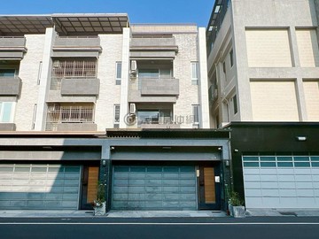⭐仕豐商圈輕屋齡面寬邊間車墅傳統格局四套房｜高雄市橋頭區三民路