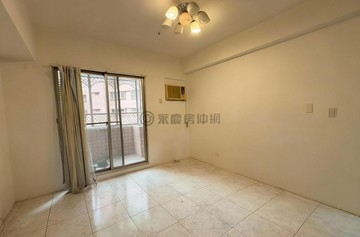 桂林生活圈❇杭州大廈朝北高樓明亮3房+車位❇陳曉葳｜高雄市小港區高鳳路