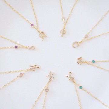 姊妹禮物 生日禮物 高貴 簡約 彩石 草書英文字母 頸鏈 客製化 定