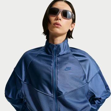 Nike Sportswear Women's Oversized Windrunner Jacket